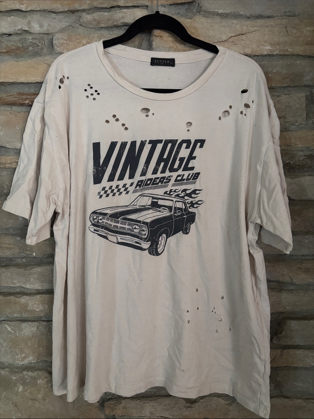 Vintage Riders Club Graphic T-Shirt in Light Beige. Small/Large